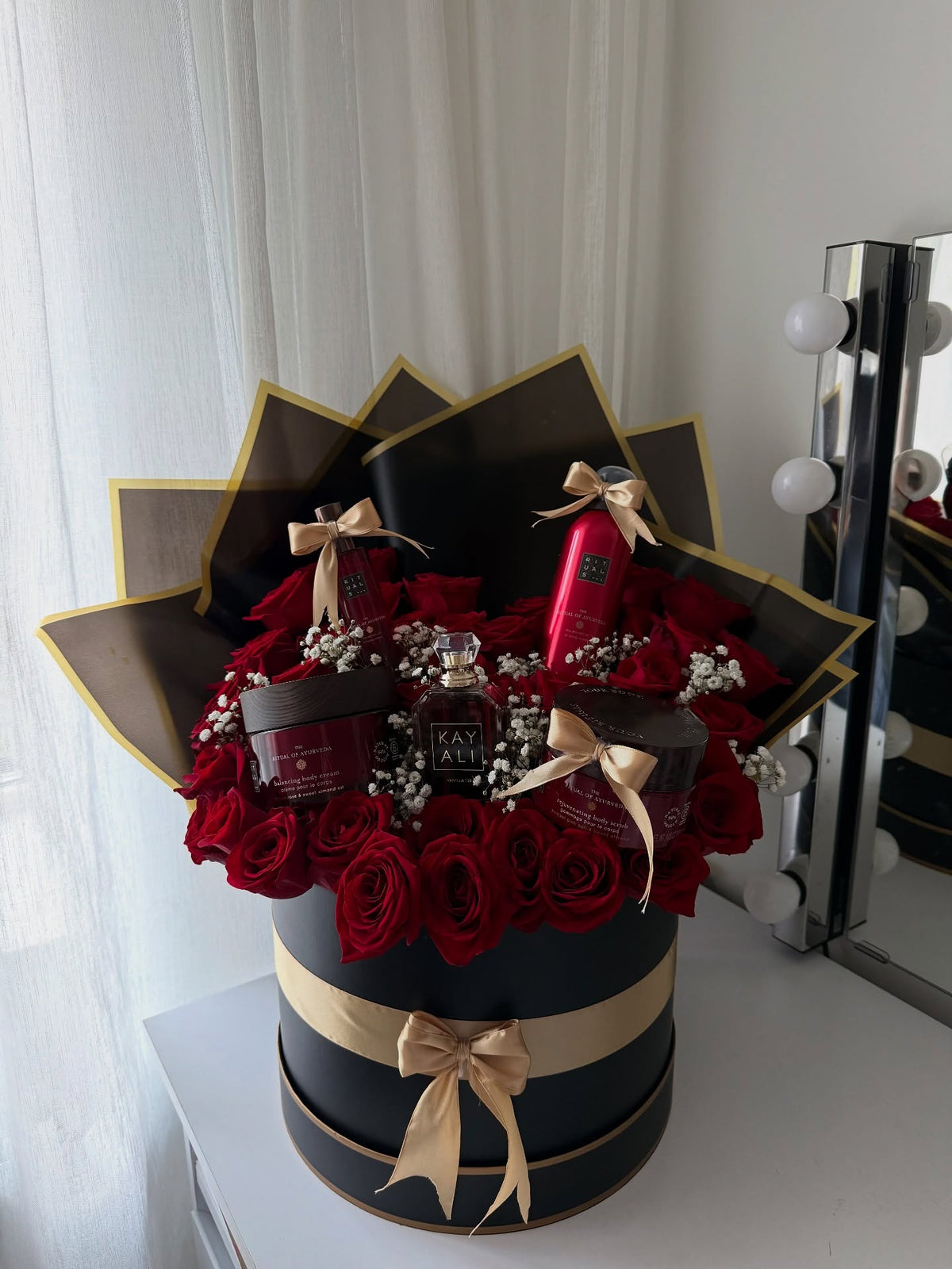 Grande Luxe Red Rose Box